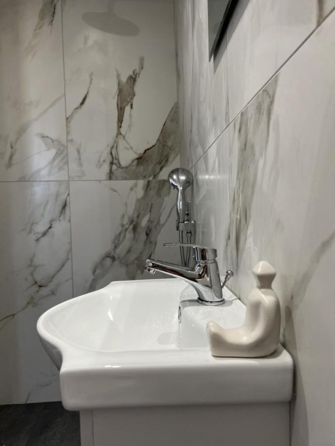 Summer Me - Studio Downtown Apartment Corfu  Bagian luar foto